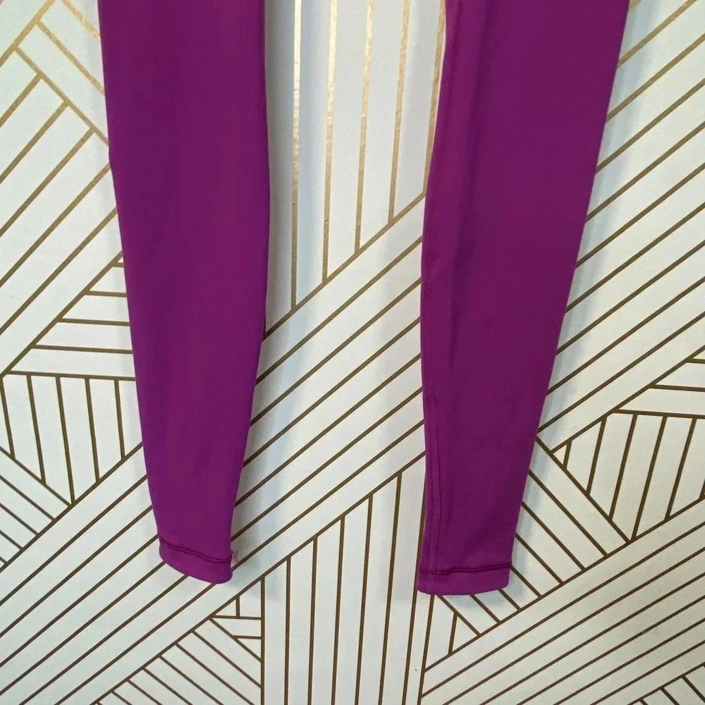 Lululemon‎ Wunder Under Pant III Reversible Plum